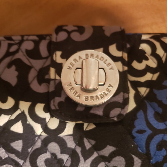 Vera Bradley wallet - Picture 2 of 3